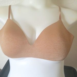Victoria's secret no wire Sans Mature 36 b